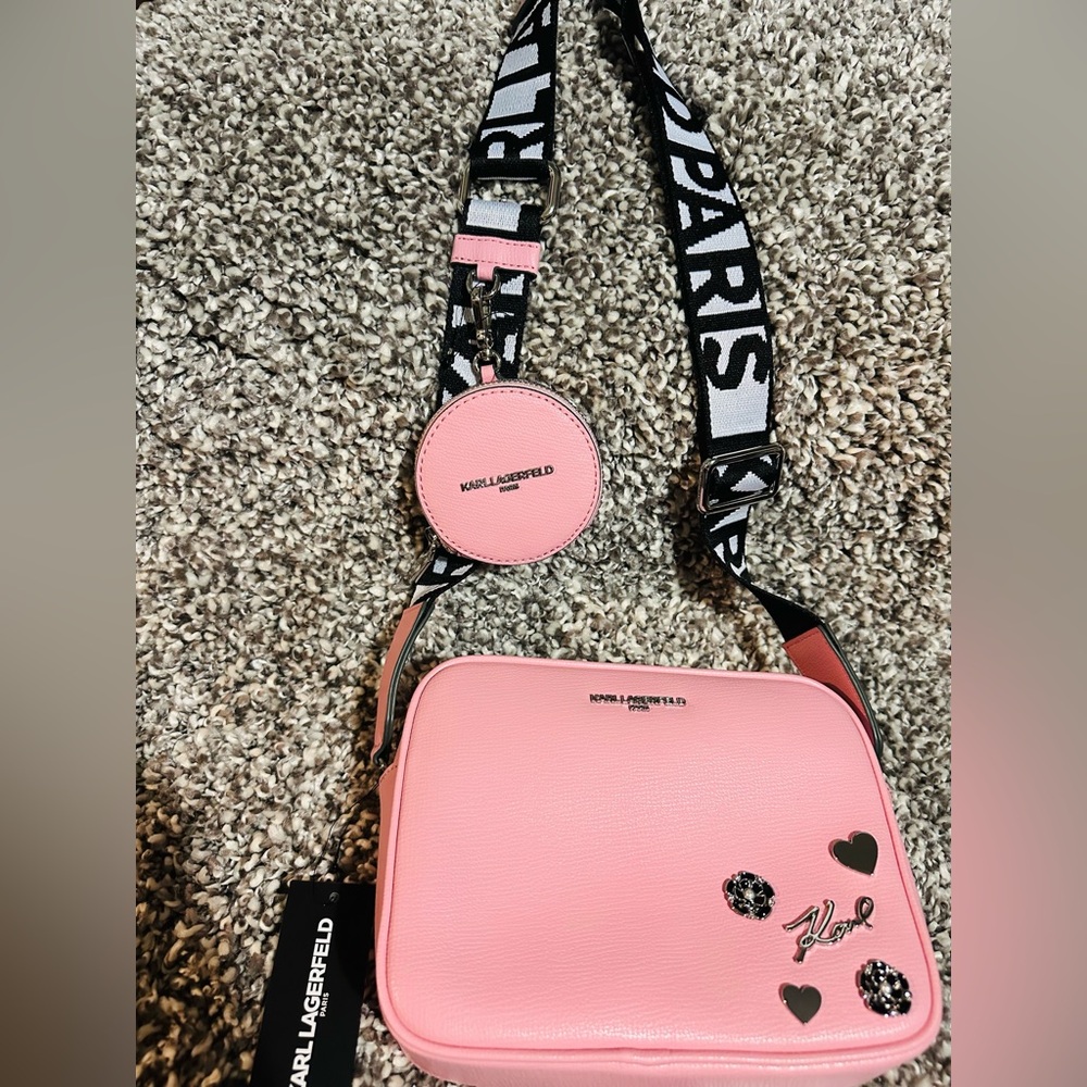 Karl Lagerfeld✨🩷🖤Pink Crossbody with Logo Strap